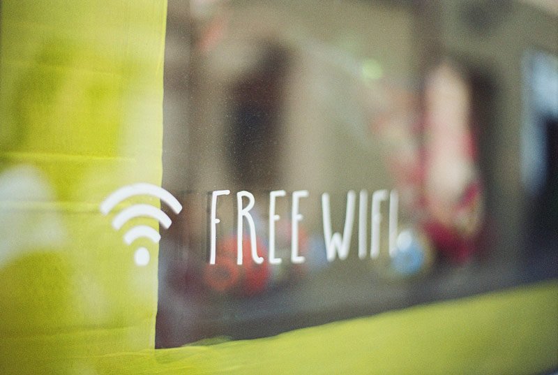 店舗・飲食店に導入できるWiFiの種類