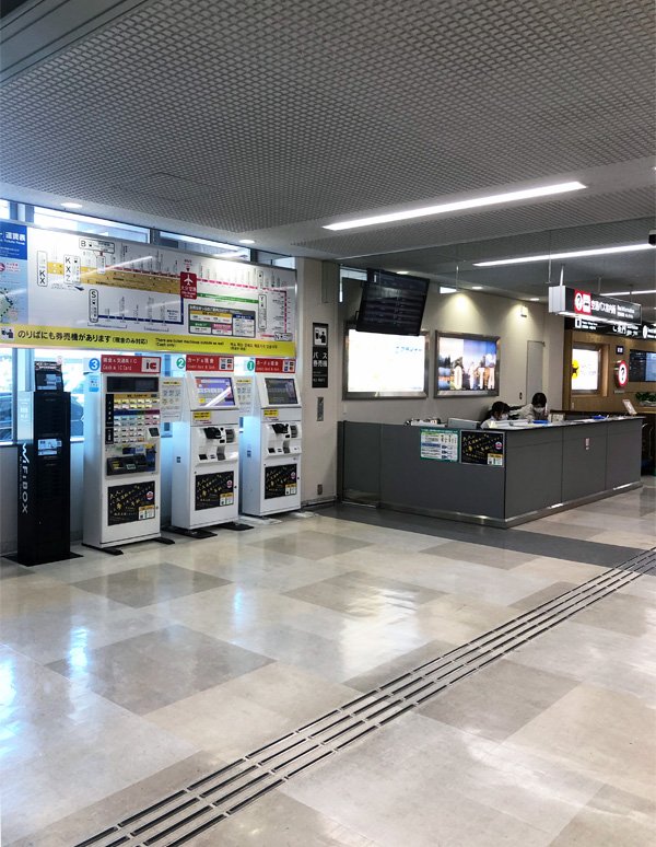 Oita Airport Domestic Terminal（1F Arrival Lobby）的外观照片